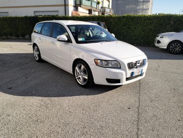 Volvo V50 DRIVe POLAR 1.6 d KM 228.000