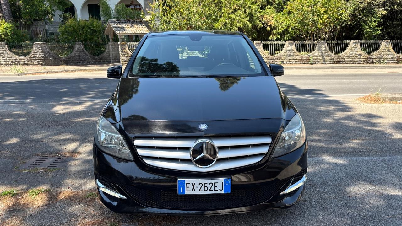 Mercedes-benz B 200 NGD Executive