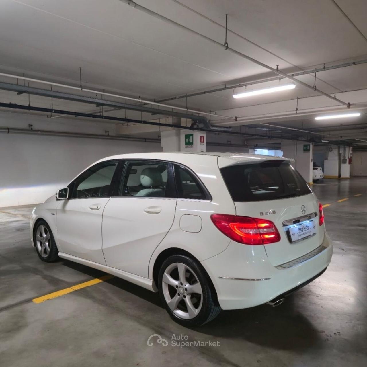 Mercedes-benz B 200 CDI BlueEFFICIENCY Premium