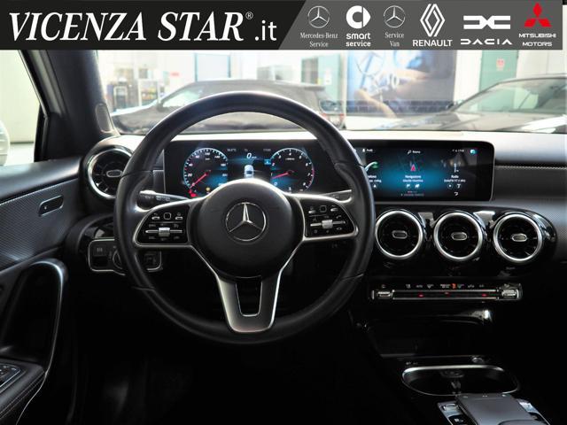 MERCEDES-BENZ A 220 SPORT AUTOMATIC
