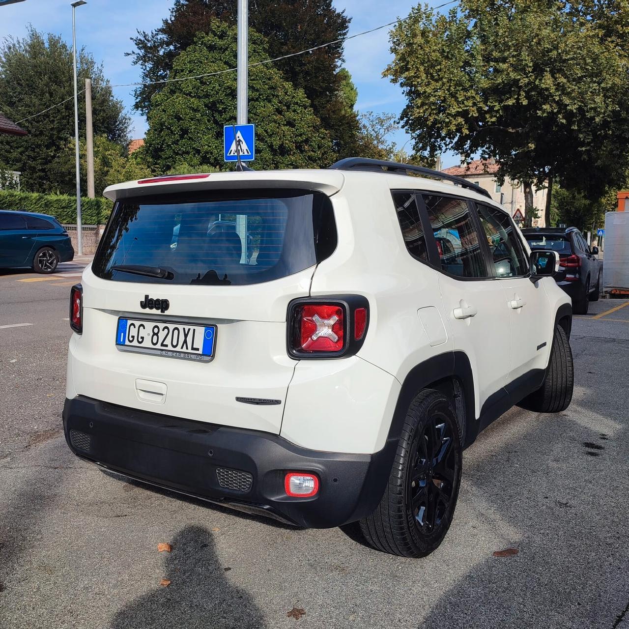 Jeep Renegade 1.0 t3 Night Eagle 2wd gpl