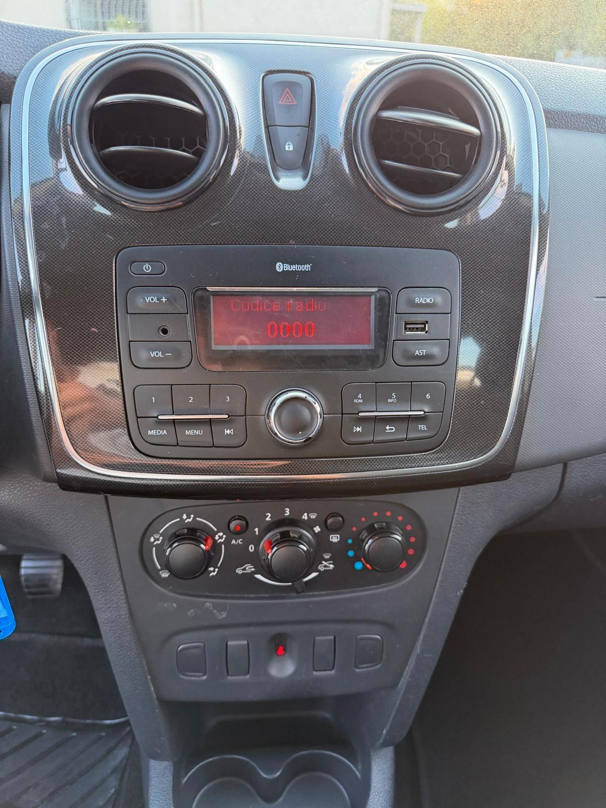 Dacia Sandero 1.5 dCi 8V 75CV Start&Stop Lauréate-12/2017