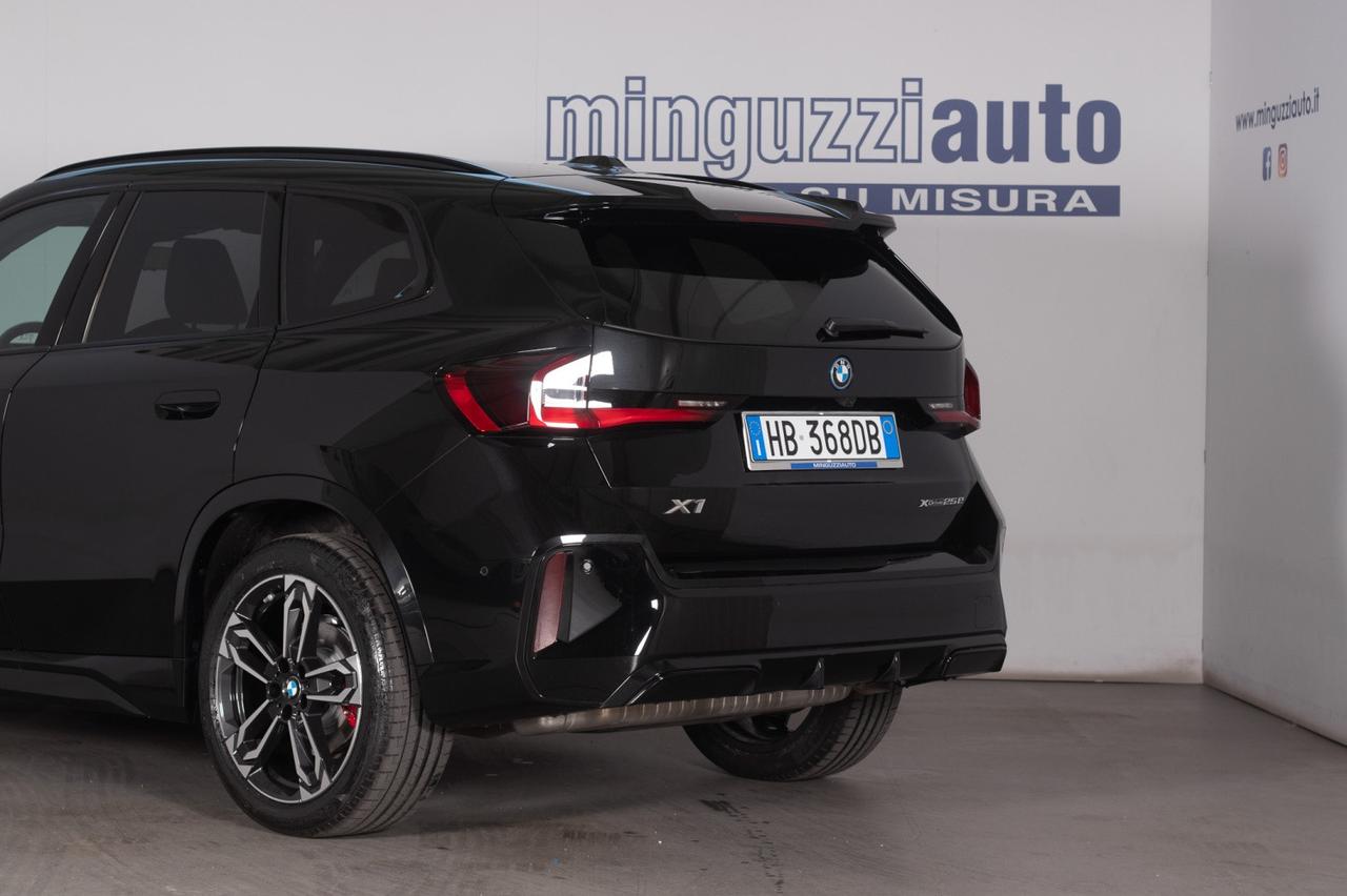 Bmw X1 25e X-drive M Sport Pro Plug-in 136/245cv