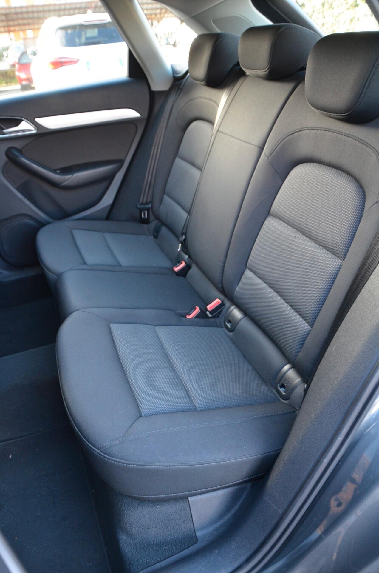 Audi Q3 2.0 TDI 150 CV S tronic