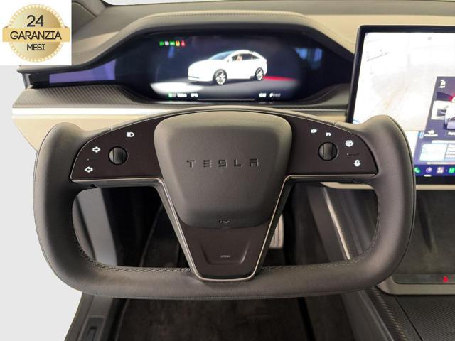 TESLA Model X Plaid trimotor