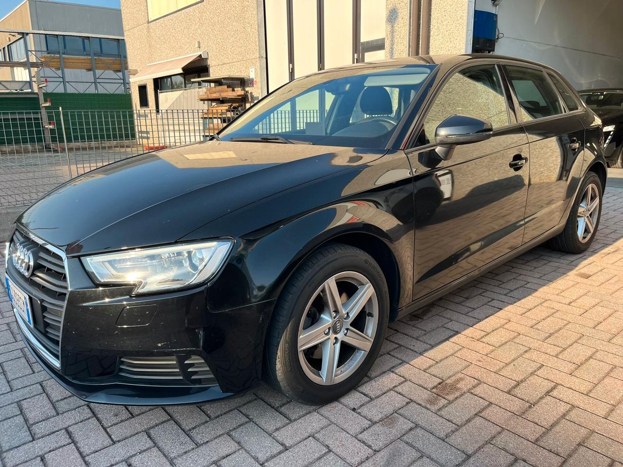 Audi A3 SPB 1.6 TDI 116 CV S tronic Sport