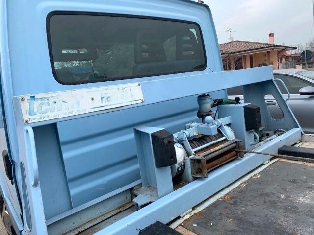 Iveco Daily carroatrezzi iveco 35c15 g