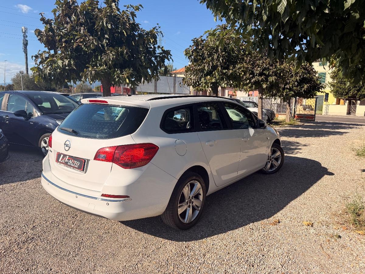 OPEL - Astra Station Wagon Sports Tourer 1.4 t. Cosmo Gpl Tech 140cv