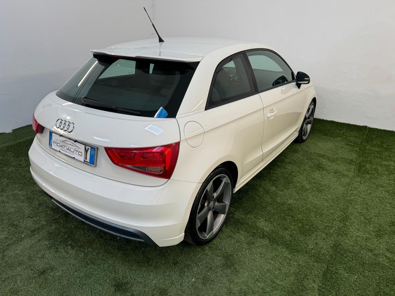 Audi A1 1.4 TFSI S-LINE AUTOMATICA E5