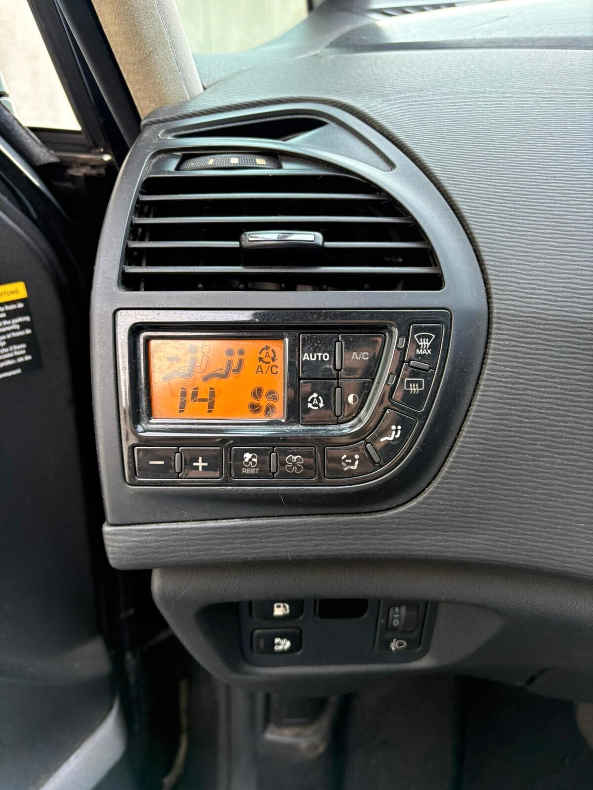 Citroen C4 Picasso 2.0 HDi 138CV Exclusive