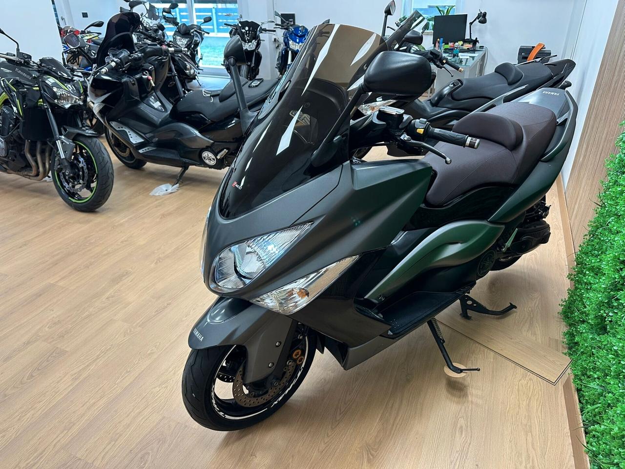 YAMAHA TMAX T MAX T-MAX 500 - 33.000KM DA 99€ AL MESE