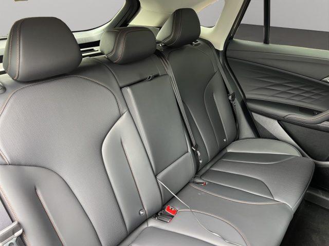 MG HS HEV Luxury