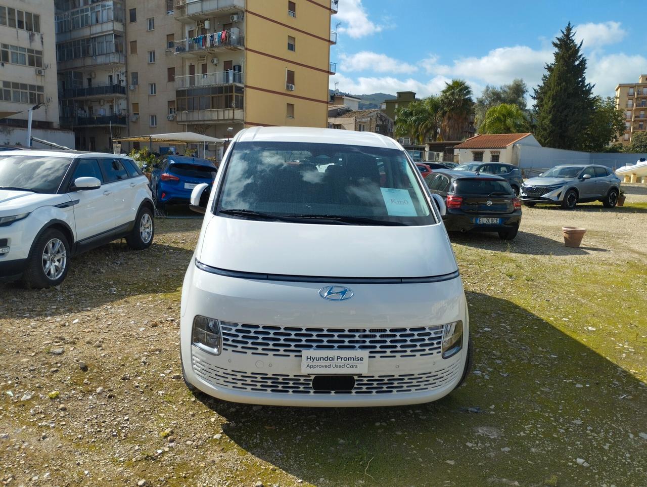 Hyundai Staria 2.2 MT wagon