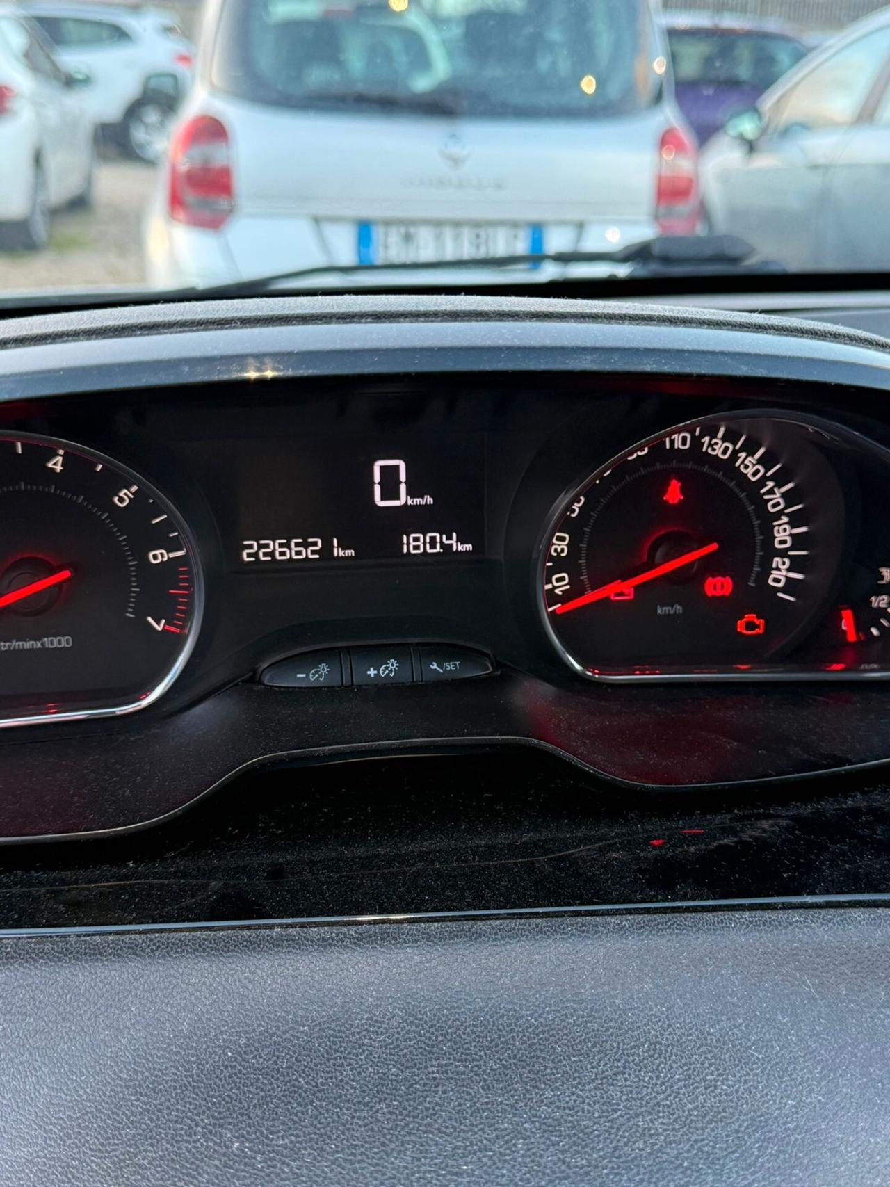 Peugeot 208 1.2GPL 82cv 5P Allure