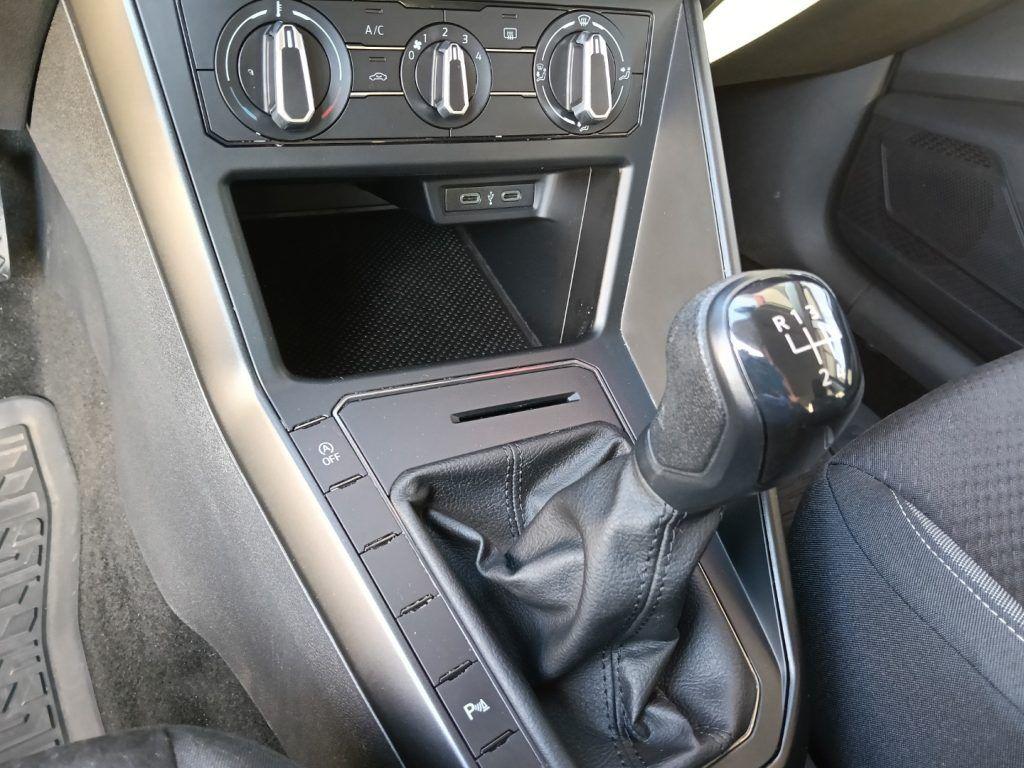 Volkswagen Polo 1.0 EVO 80 cv OK NEOPATENTATI (LED+NAVIG+SENSORI)