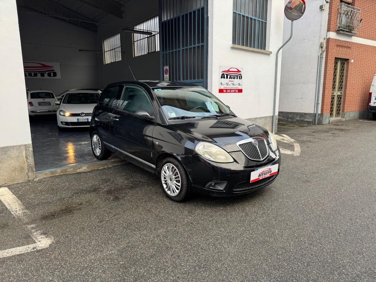 Lancia Ypsilon 1.4 Argento