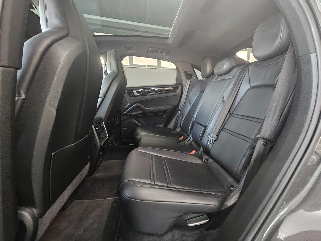 Porsche Cayenne Platinum