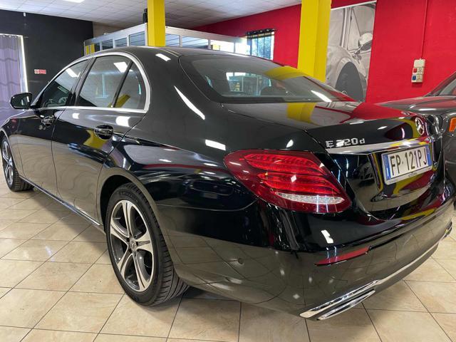 MERCEDES-BENZ E 220 d Auto *pelle/navi/led/pdc/telec/luci int*