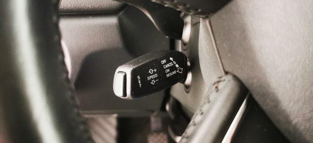 AUDI Q3 2.0 TDI 120 CV Business