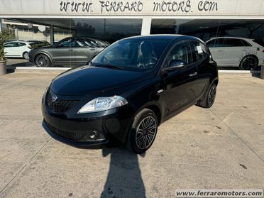 Lancia Ypsilon silver plus km0 iva esposta a soli 149 euro al mese