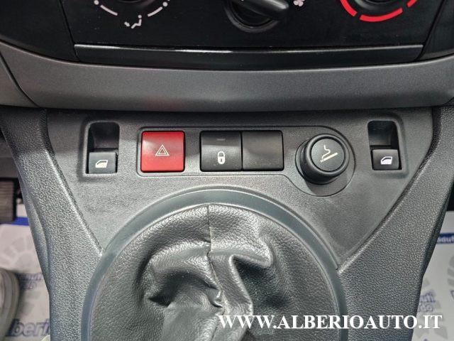 PEUGEOT Partner Tepee BlueHDi 100 Active