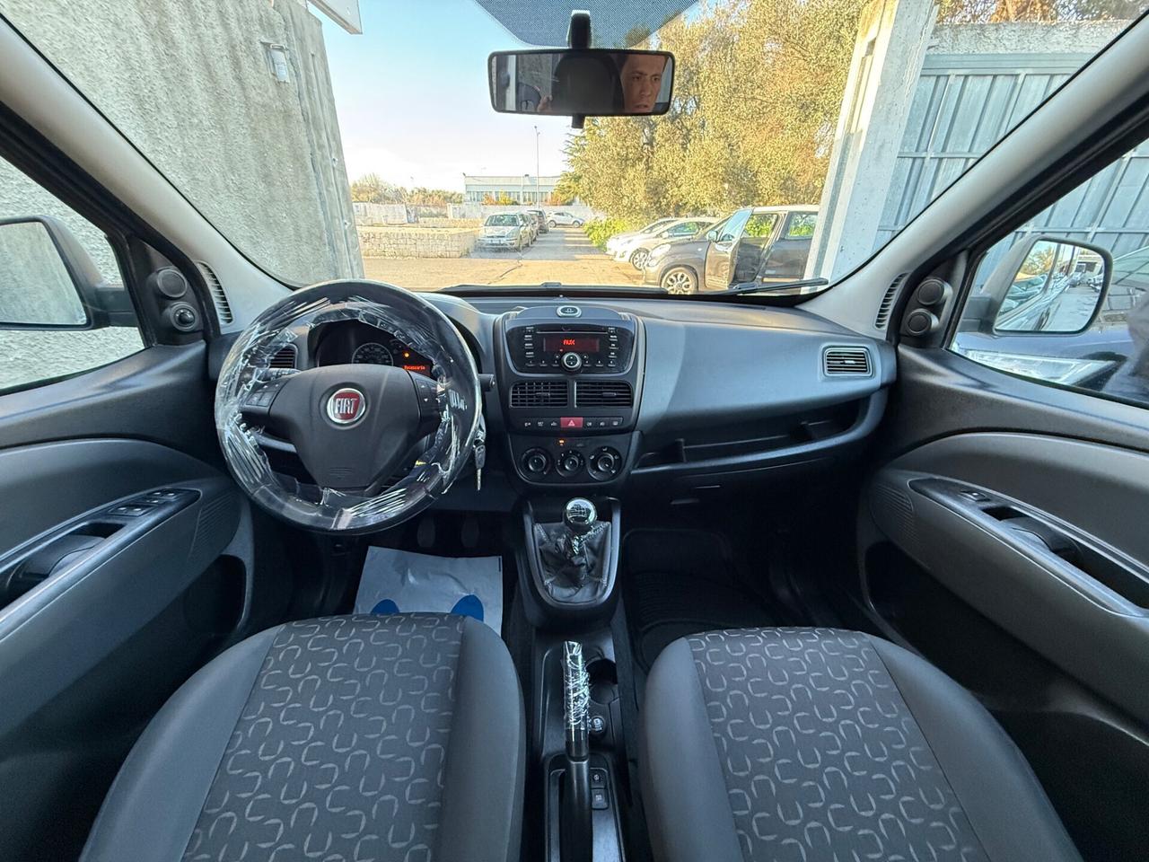 Fiat Doblo Doblò 1.6 MJT 16V Emotion,clima,sensori di parcheggio,cerchi in lega,comandi al volante,ecc.