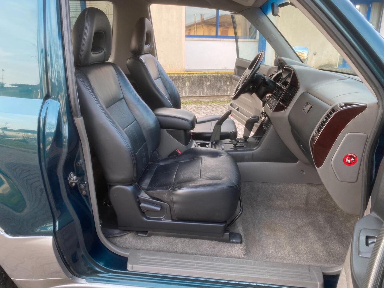 Mitsubishi Pajero 3.2DI-D GLS Autocarro Automatic