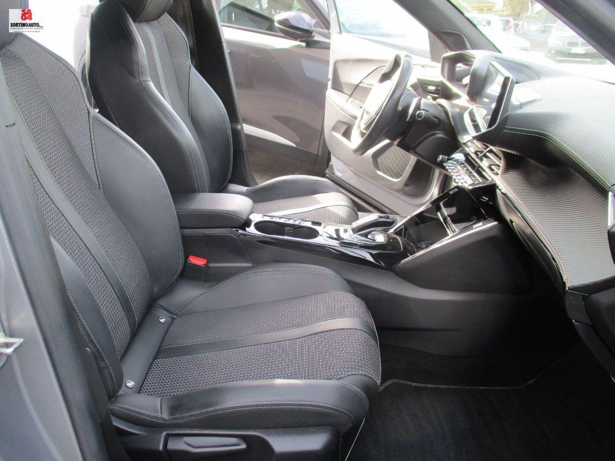 PEUGEOT 2008 PureTech 130 S&S EAT8 GT-2021 FULL
