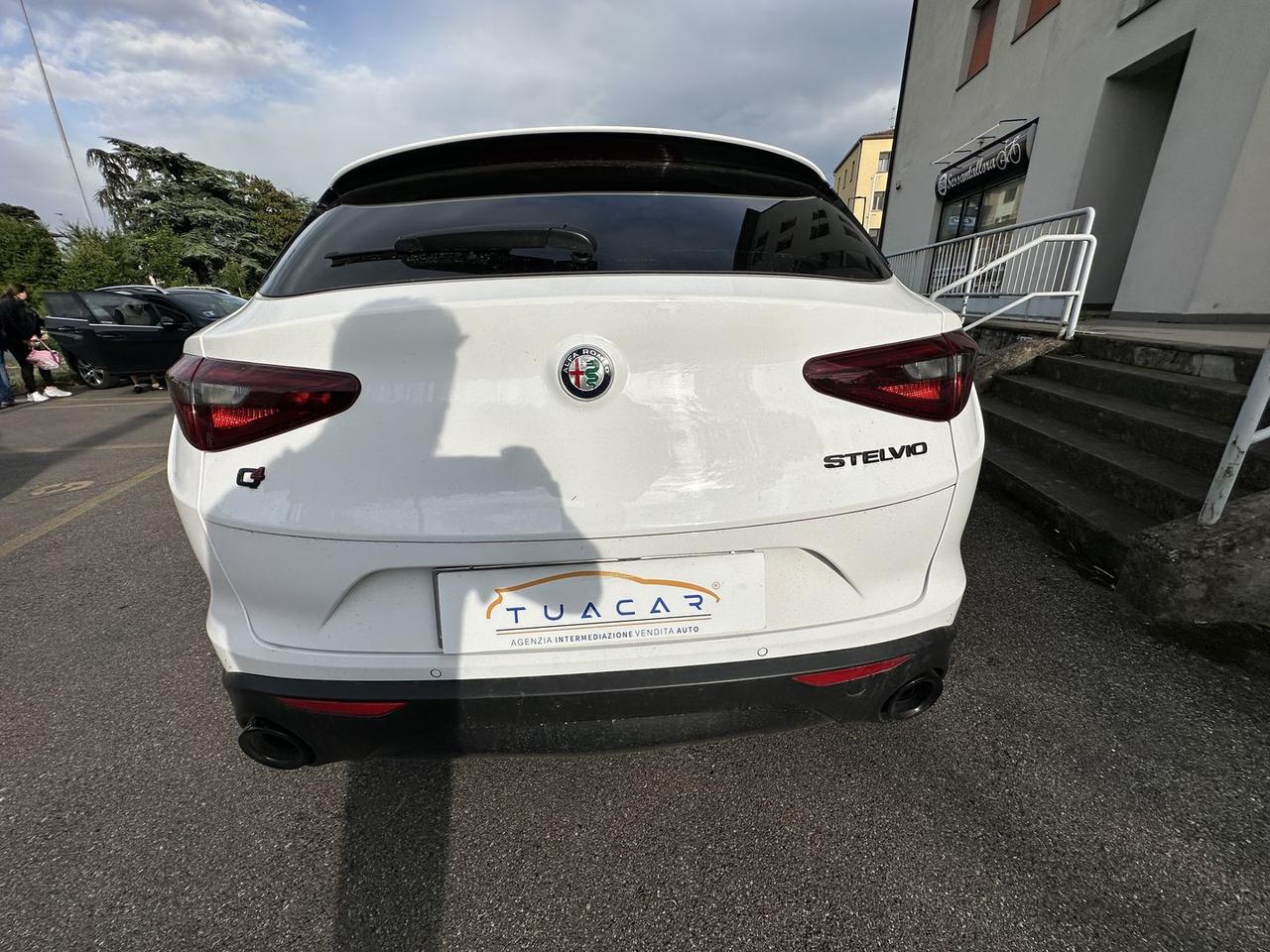 Alfa Romeo Stelvio B-Tech 2.2