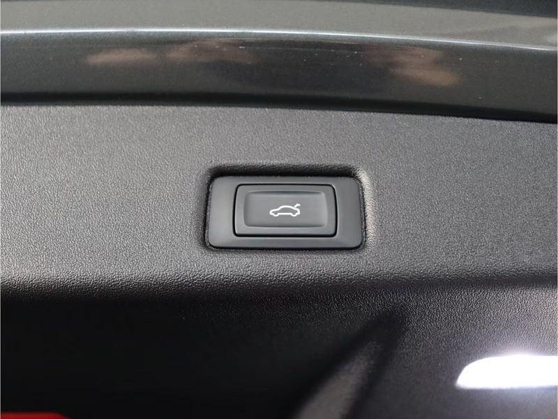Audi Q5 TFSI 150kW S tronic S Line Edition Gancio Led 20" Camera