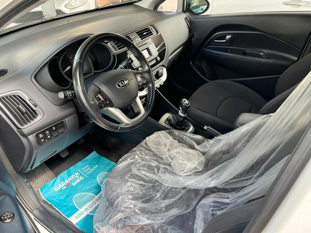 Kia Rio 1.1 CRDi 5p. Cool