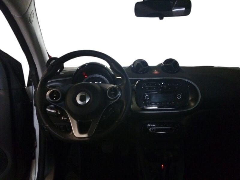 smart fortwo 004299 EQ Passion