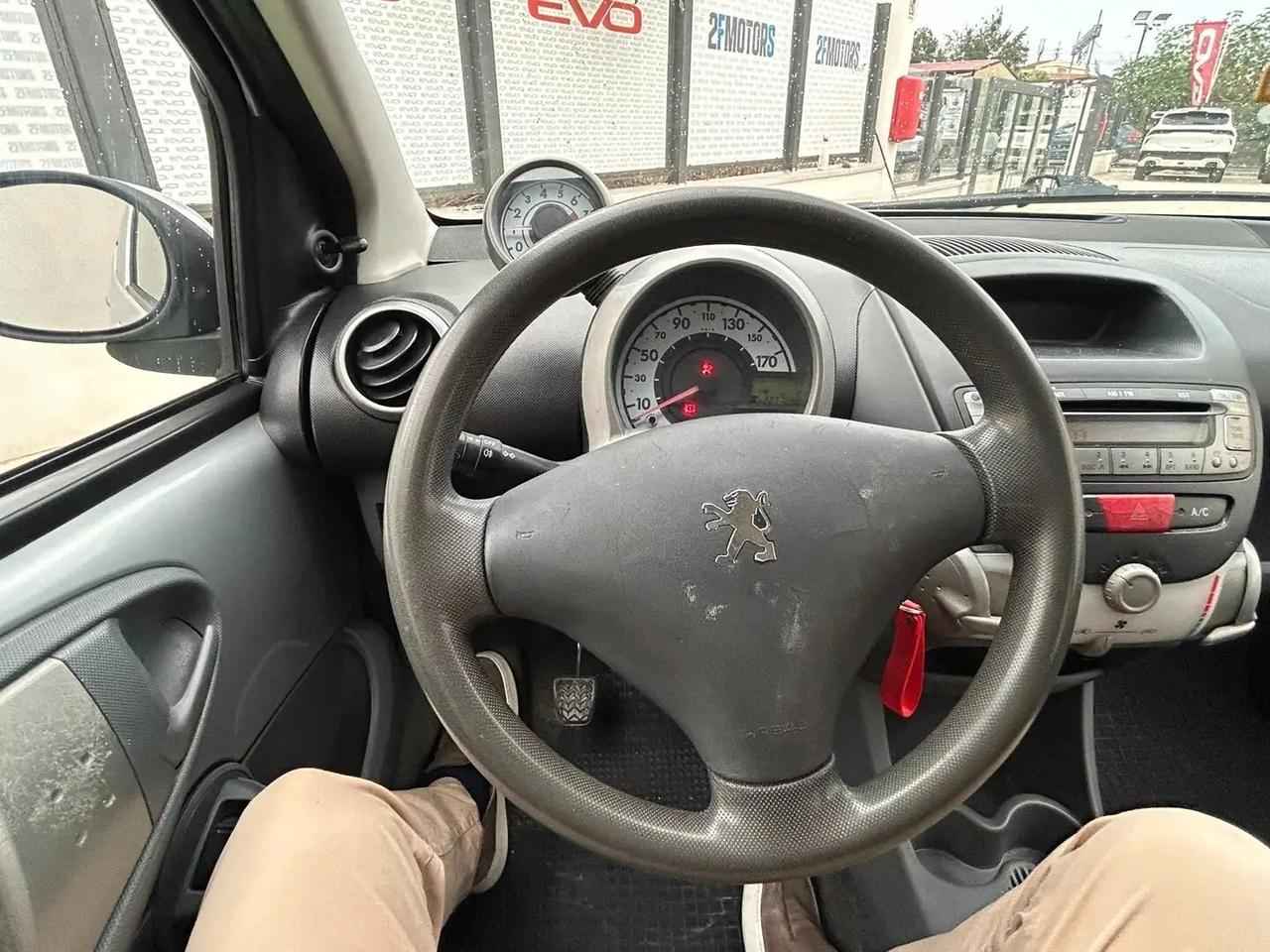 Peugeot 107 1.0 68CV 5p. Desir