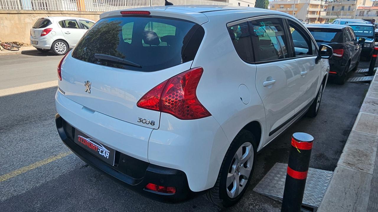 Peugeot 3008 1.6 HDi 115CV Allure