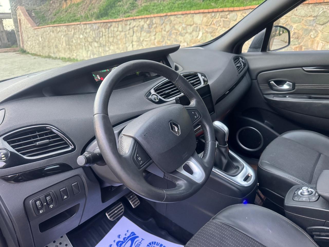 Renault Scenic X-Mod 1.5 dCi 110CV *LUXE* 2011