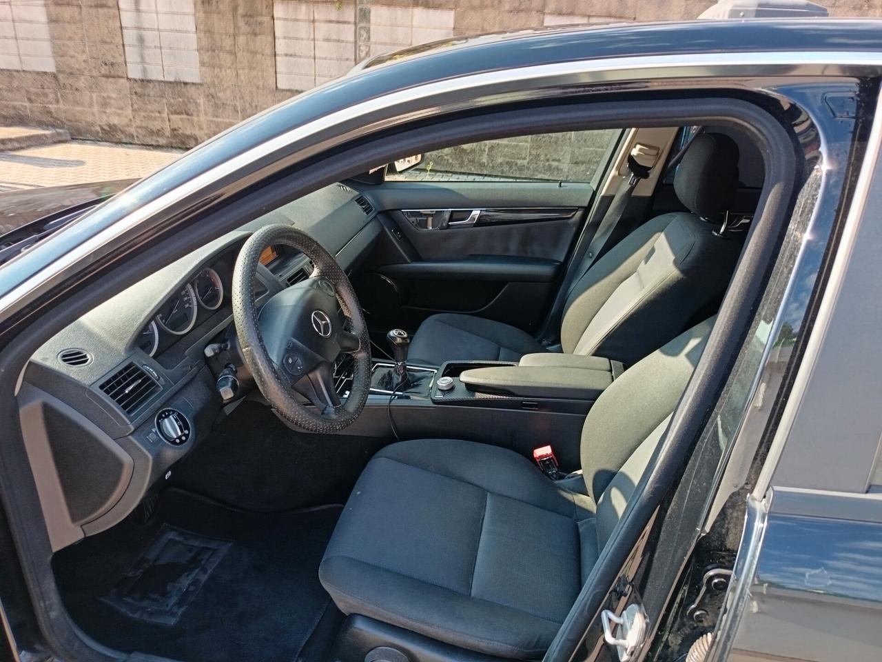 Mercedes-benz C 220 2l CDI Avantgarde. 2008