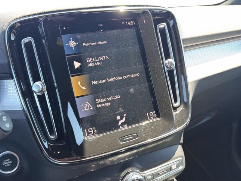 Volvo XC40 Recharge T4 Plug-in Hybrid auto Recharge Inscription Expression