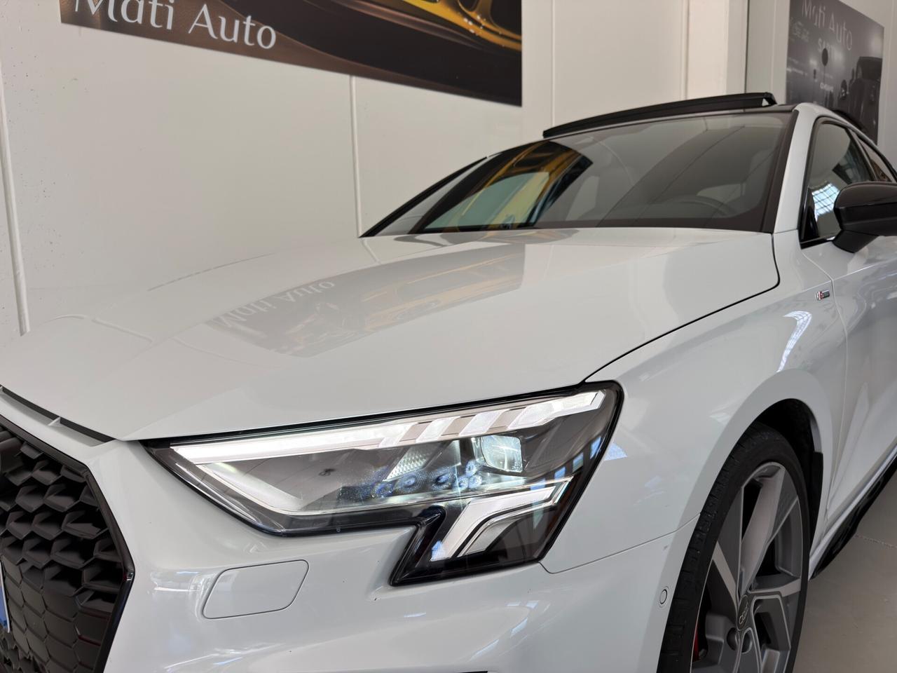 Audi A3 SPB 35 TDI S tronic line edition Identity Black