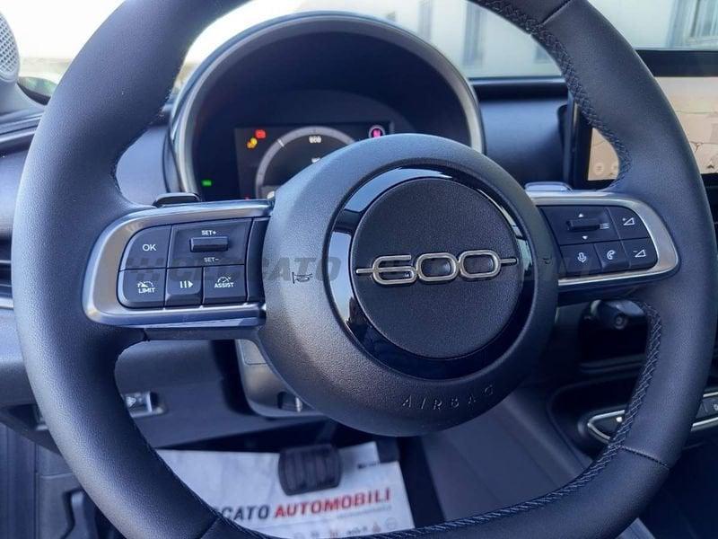 FIAT 600 600 Hybrid My25 600 1.2 Hybrid136cv