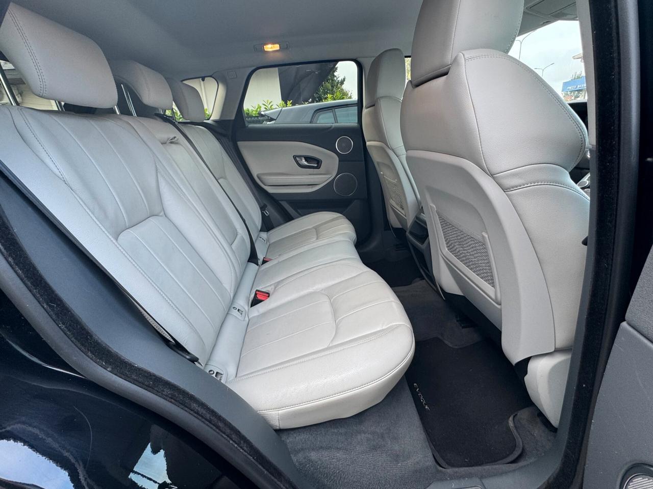 Land Rover Range Rover Evoque 2.0 TD4 4x4 Auto F1 – 2019 – 90.000 KM – Navigatore – Pari al Nuovo!