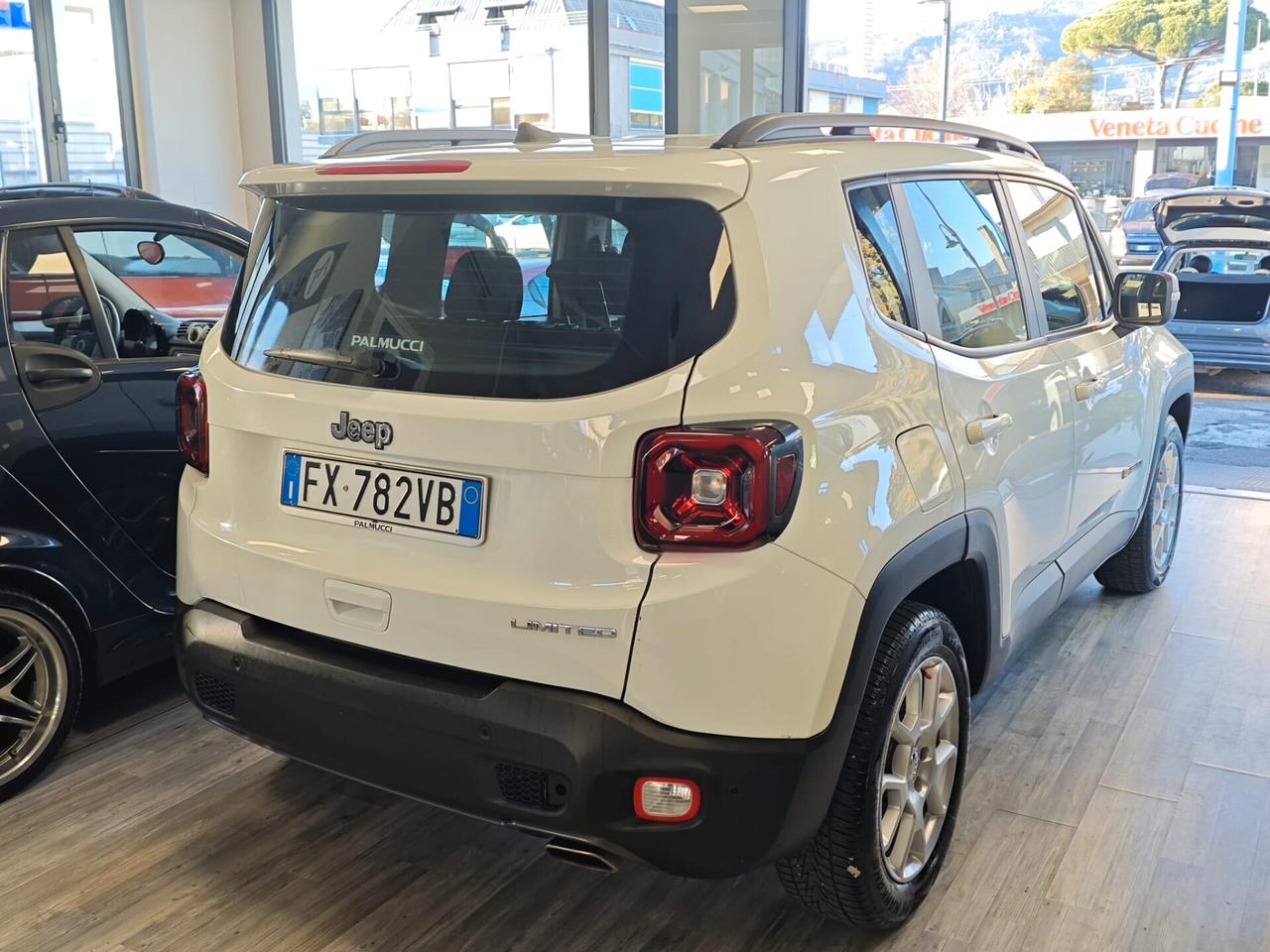 Jeep Renegade 1.3 T4 DDCT Limited