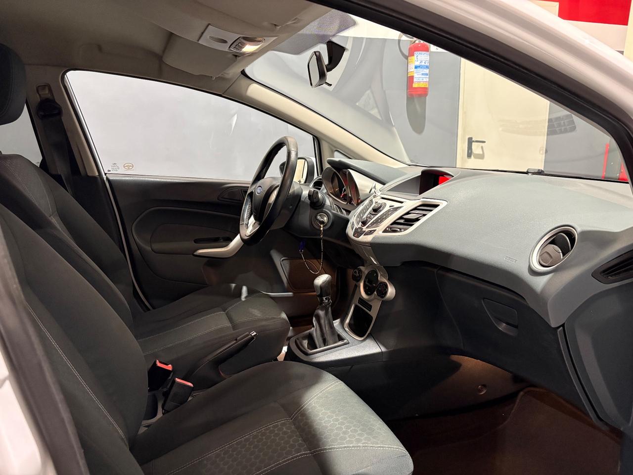 Ford Fiesta 1.4 TDCi 5p. Titanium