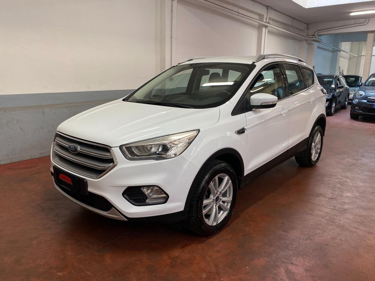 Ford Kuga 2.0 TDCI 120 CV S&S 2WD Powershift Business