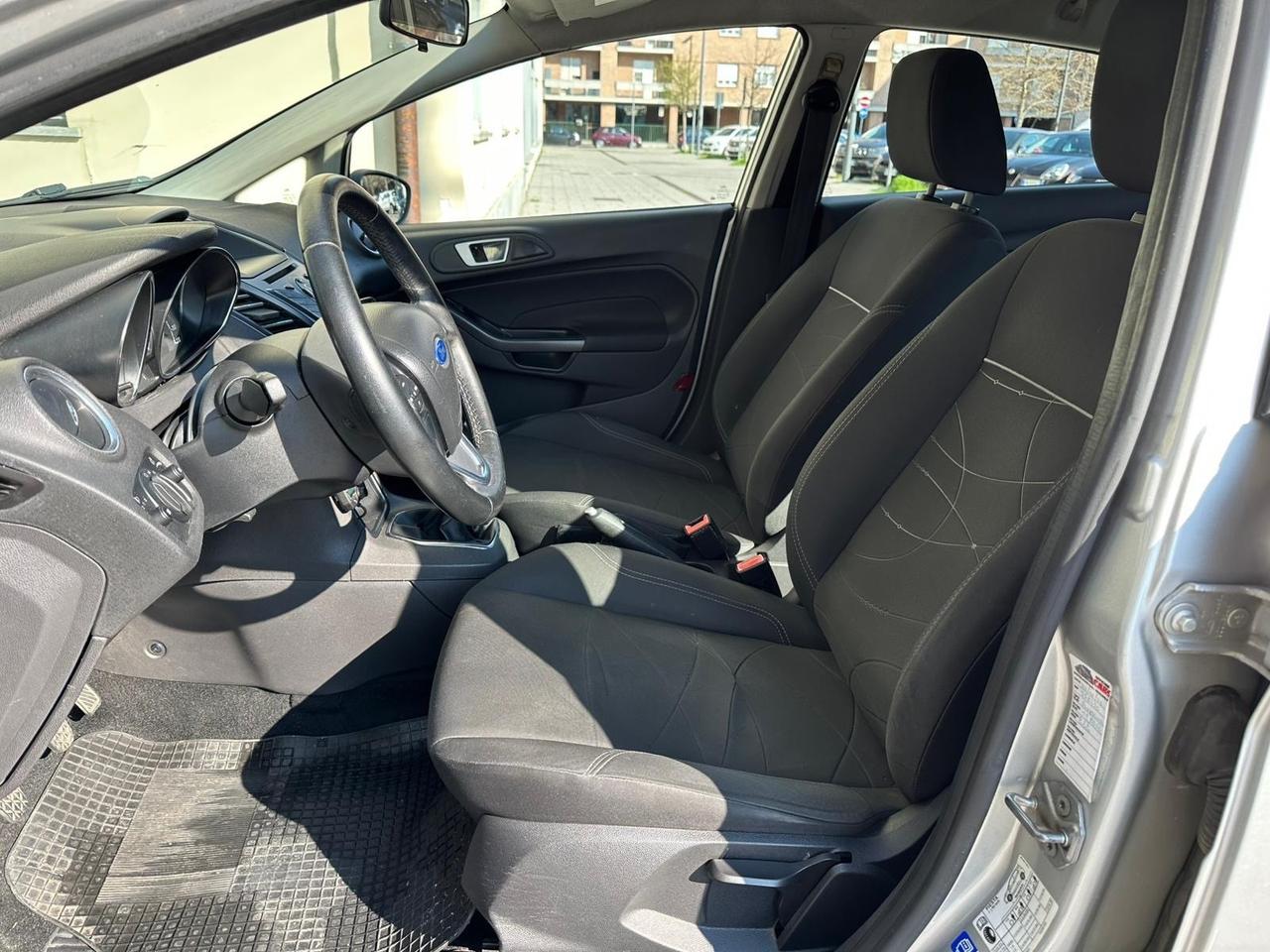 Ford Fiesta 1.5 TDCi 75CV 5 porte Black & White Edition