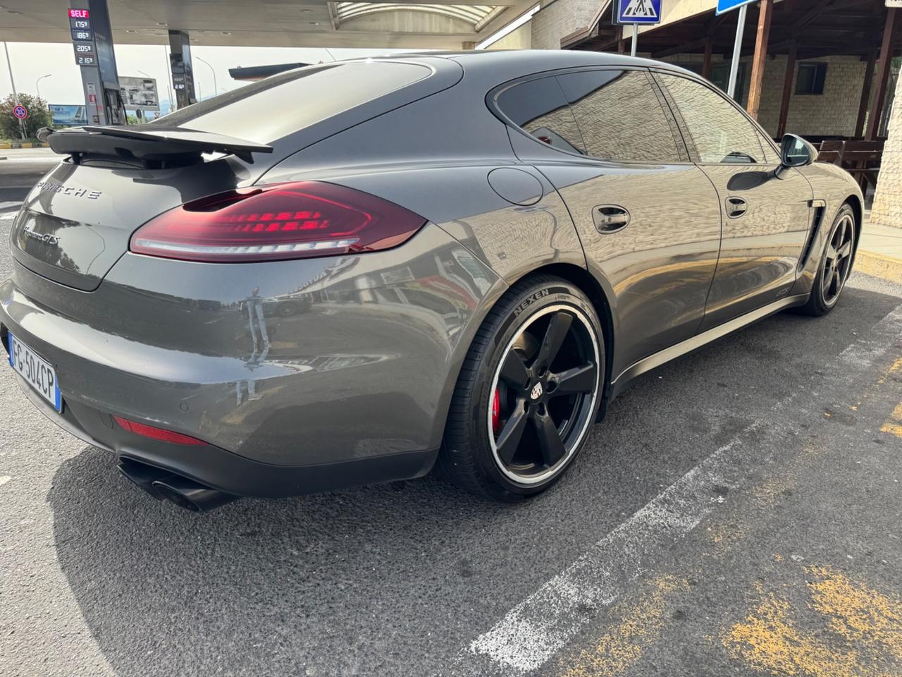 Porsche Panamera 4.8 GTS