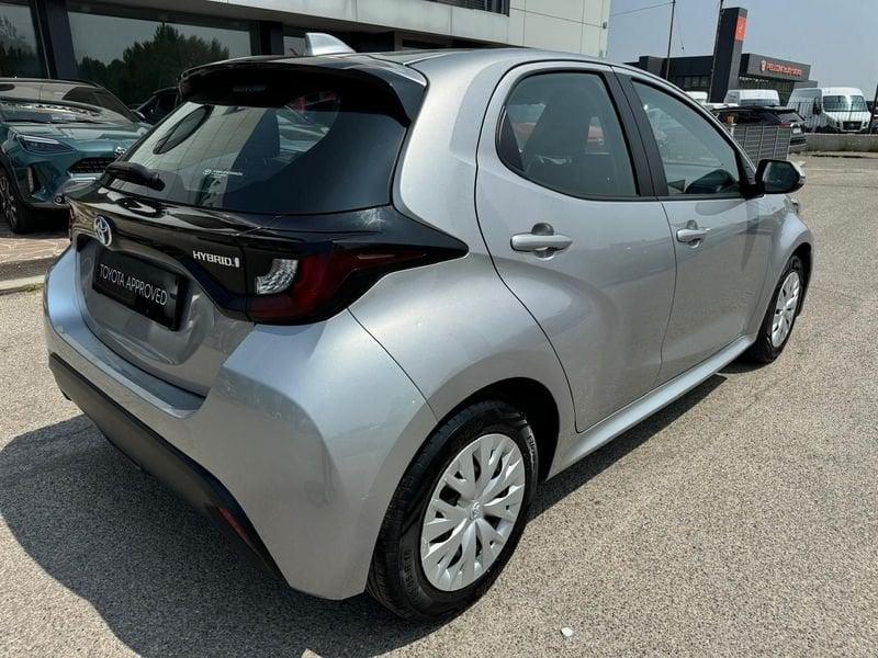 Toyota Yaris 1.5 Hybrid 5 porte Active