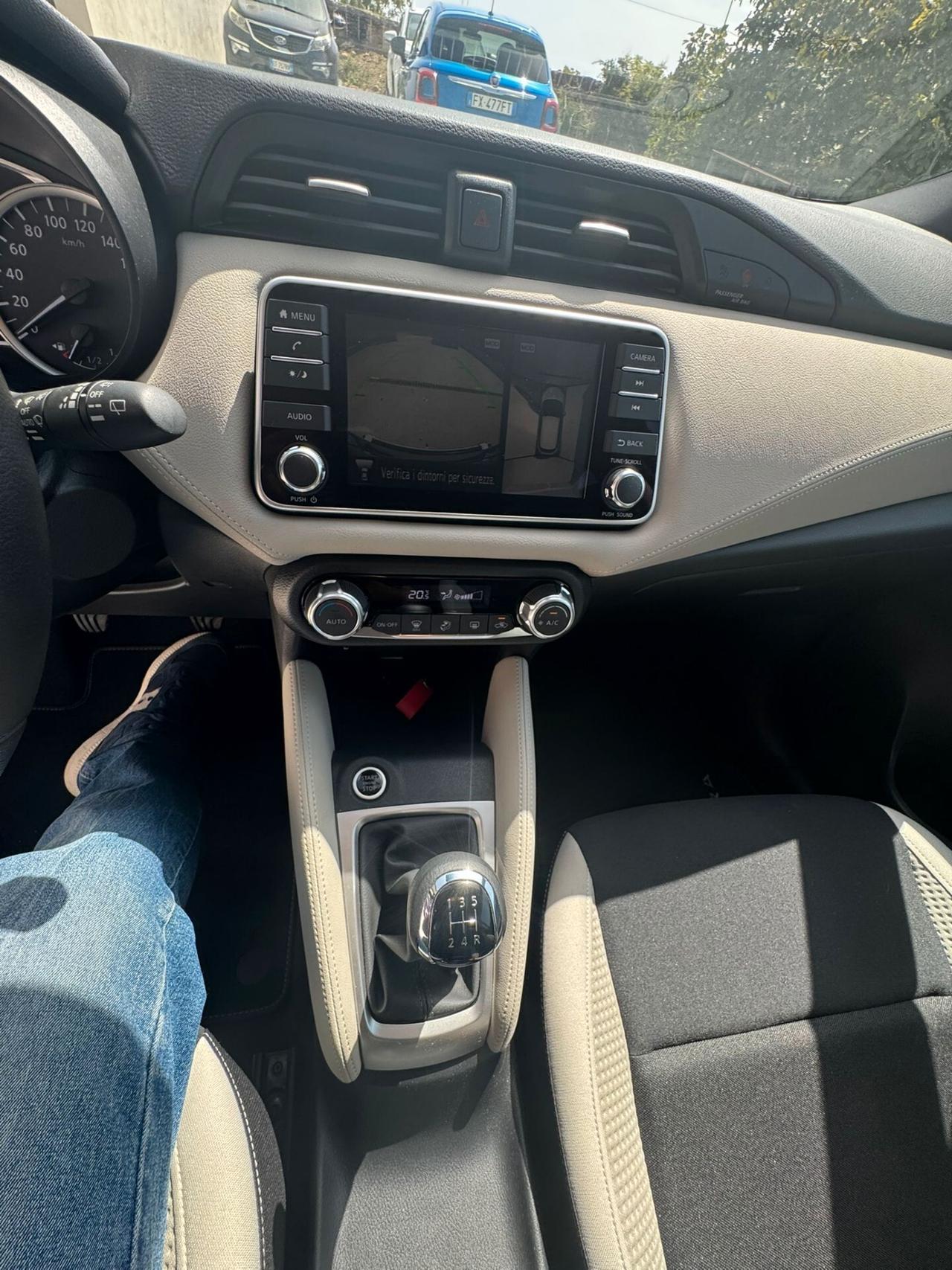 Nissan Micra IG-T 100 5 porte Tekna
