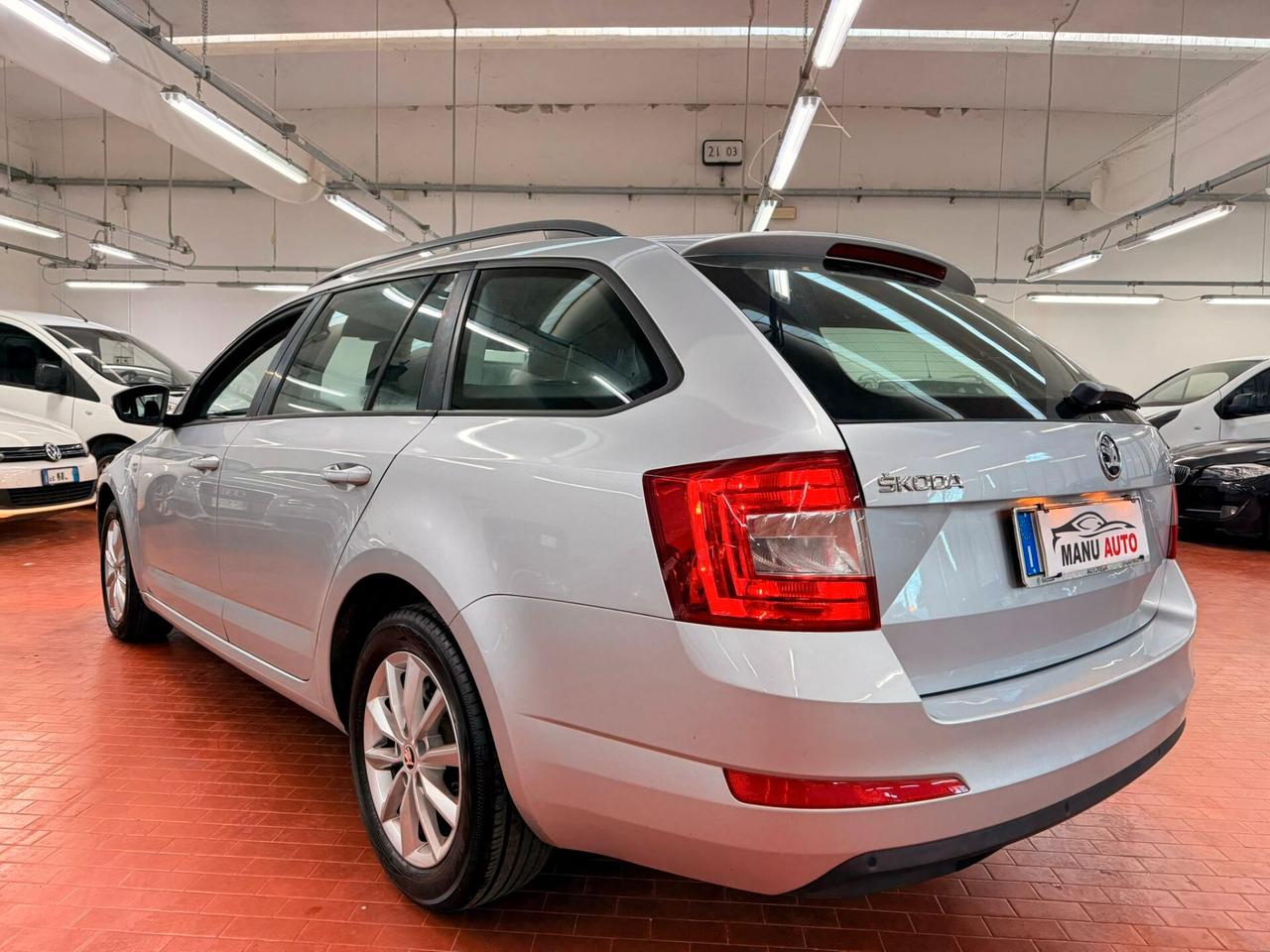Skoda Octavia 1.6 TDI 105 CV ok Neopatentati