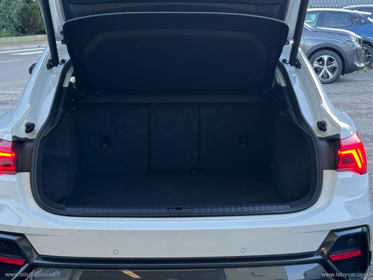 AUDI Q3 SPB 35 TDI S tronic Business Plus