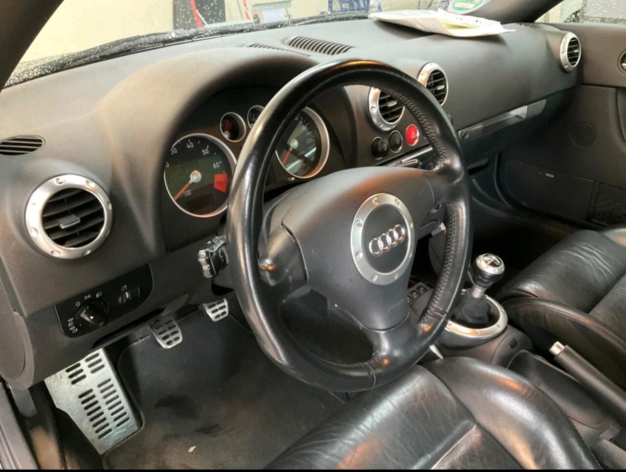 Audi TT 1.8 20V 180CV turbo coupe